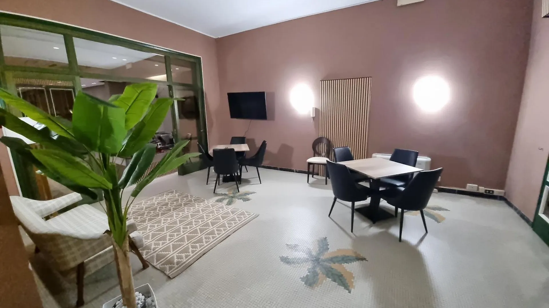***  Hotel K2 Cervia 3 Stelle Sup İtalya